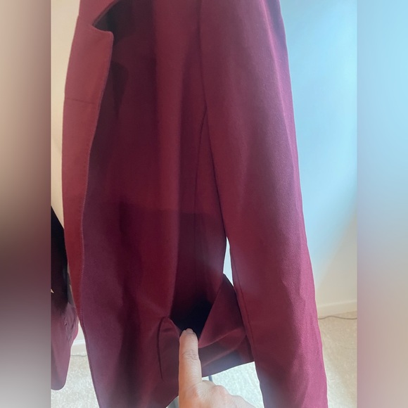 Beautiful Burgundy blazer.. can go with anything! Size 10 - Picture 2 of 3